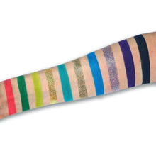 Load image into Gallery viewer, Kara Beauty- Beach Daze (Eyeshadow Palette)